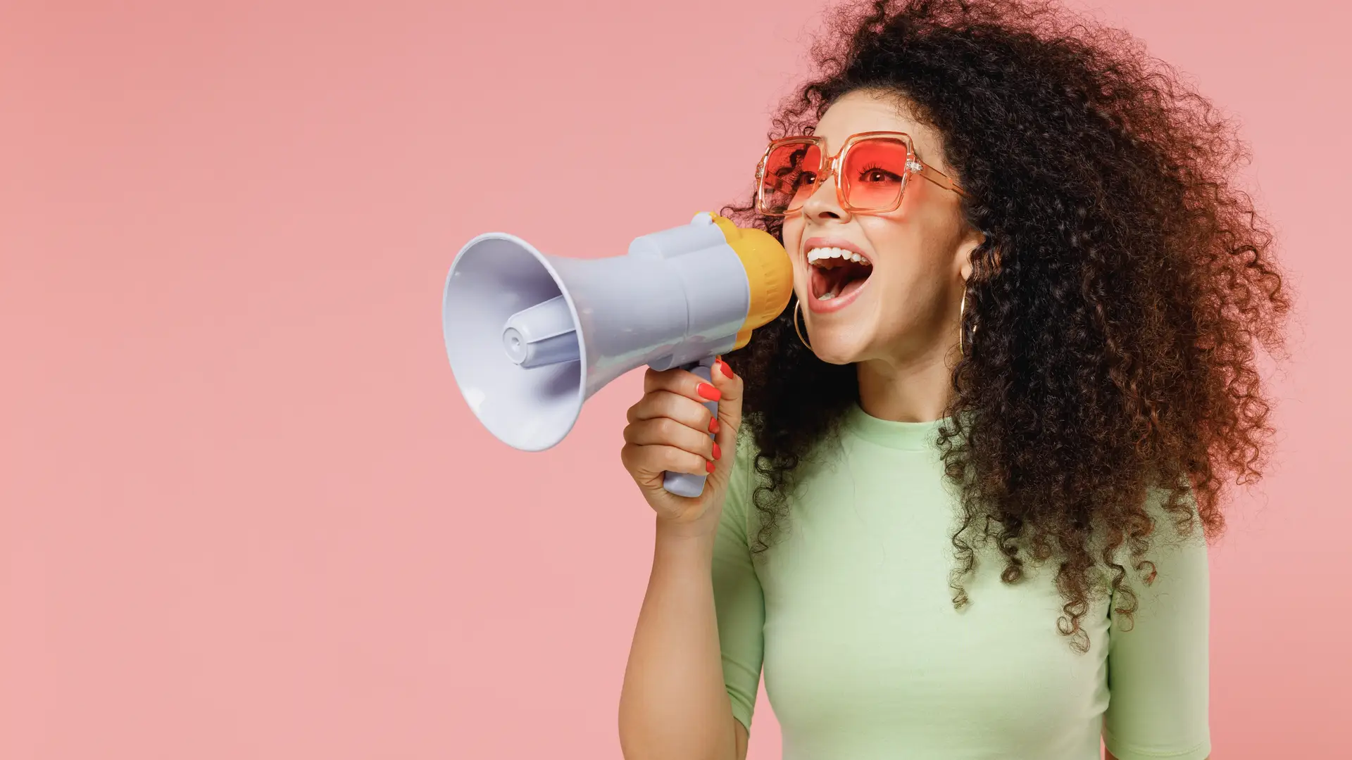 Girl using a megaphone that represents the BT reviews