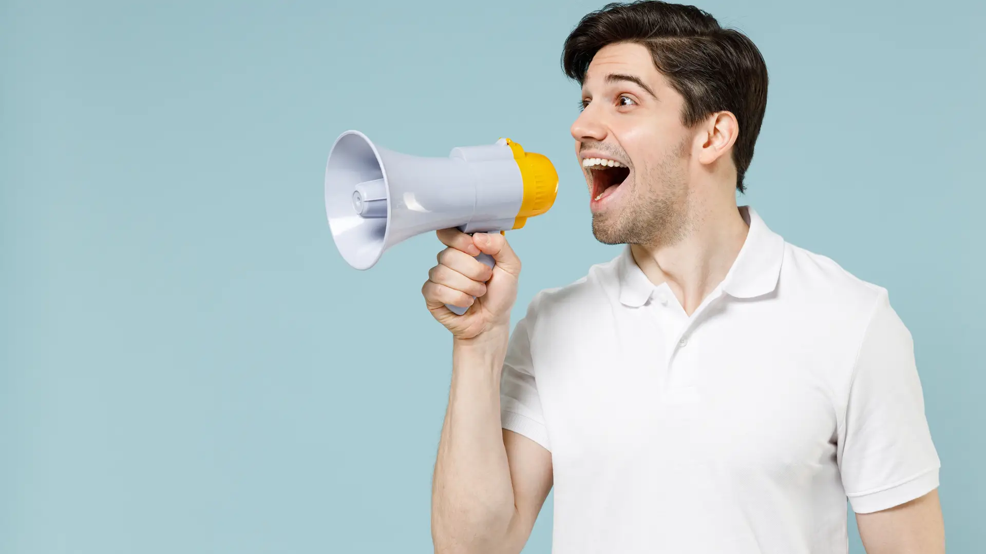 Boy using a megaphone that represents the Direct Save reviews