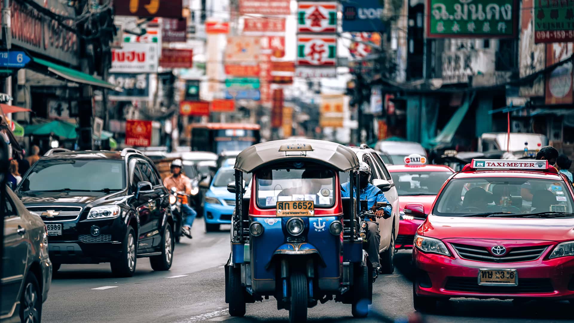 Street view of Bangkok to present the international deals in this city