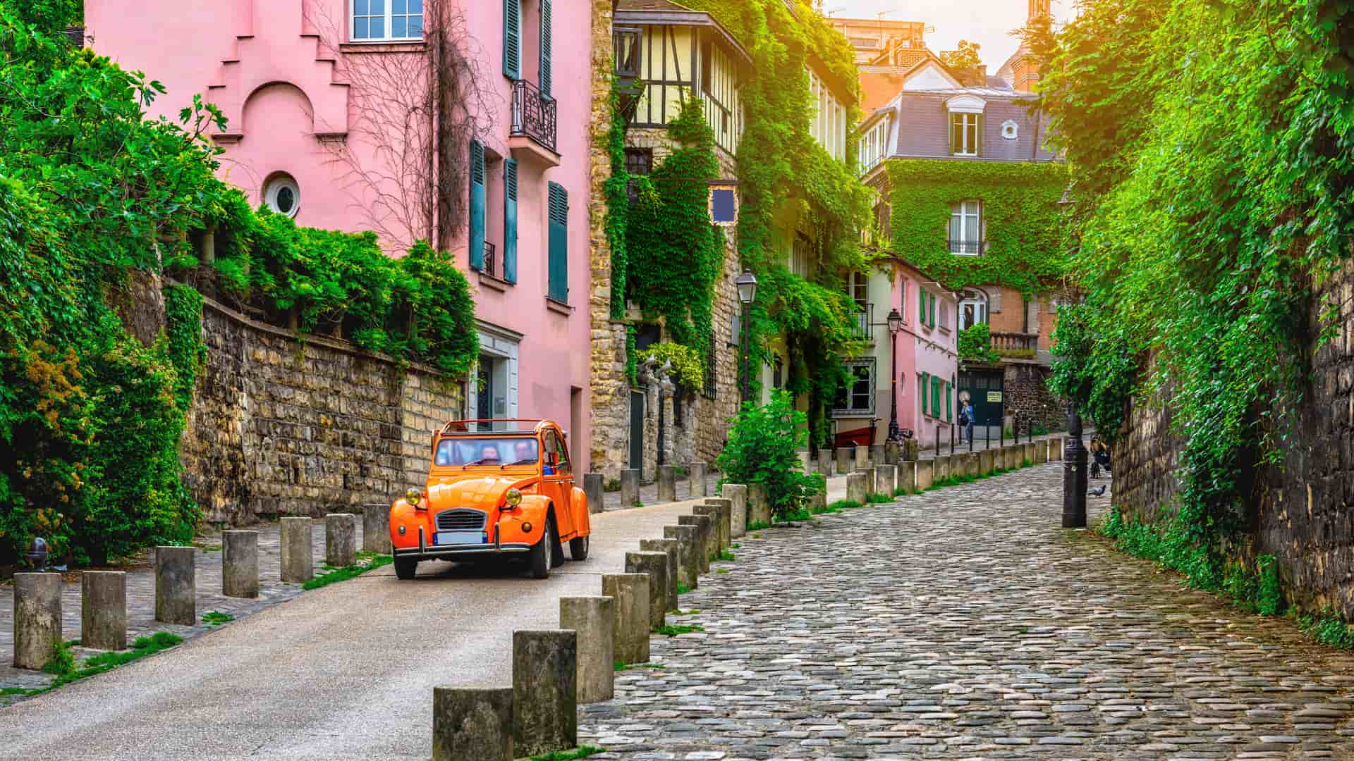 Old street from the neighborhood of Montmatre that represents the international deals in France